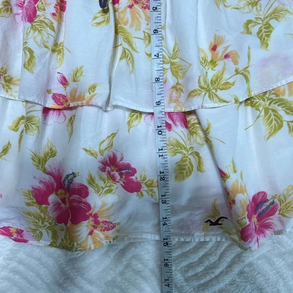Hollister Floral Tiered Skirt Size L Elastic Waist Boho Cottagecore Mini Skirt